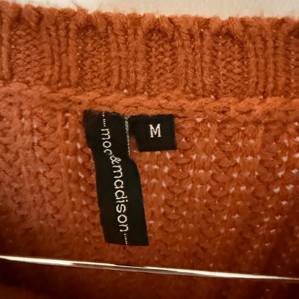 Moon & Madison Rust Knit Sweater | Bubble Sleeve | Cropped | Medium - Picture 3 of 4